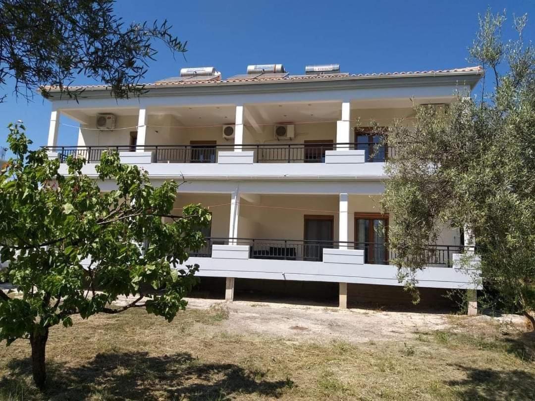 Chris Studios Vasiliki Exterior foto
